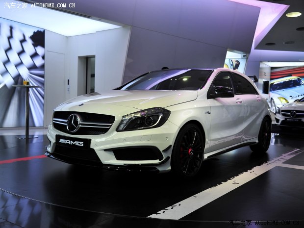 ۱AMGAAMG2014 A45 AMG