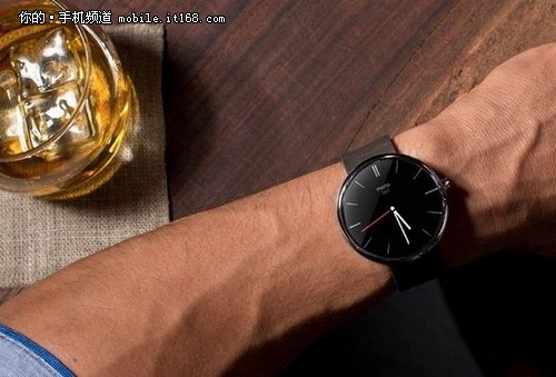 2799Ԫ Moto 360