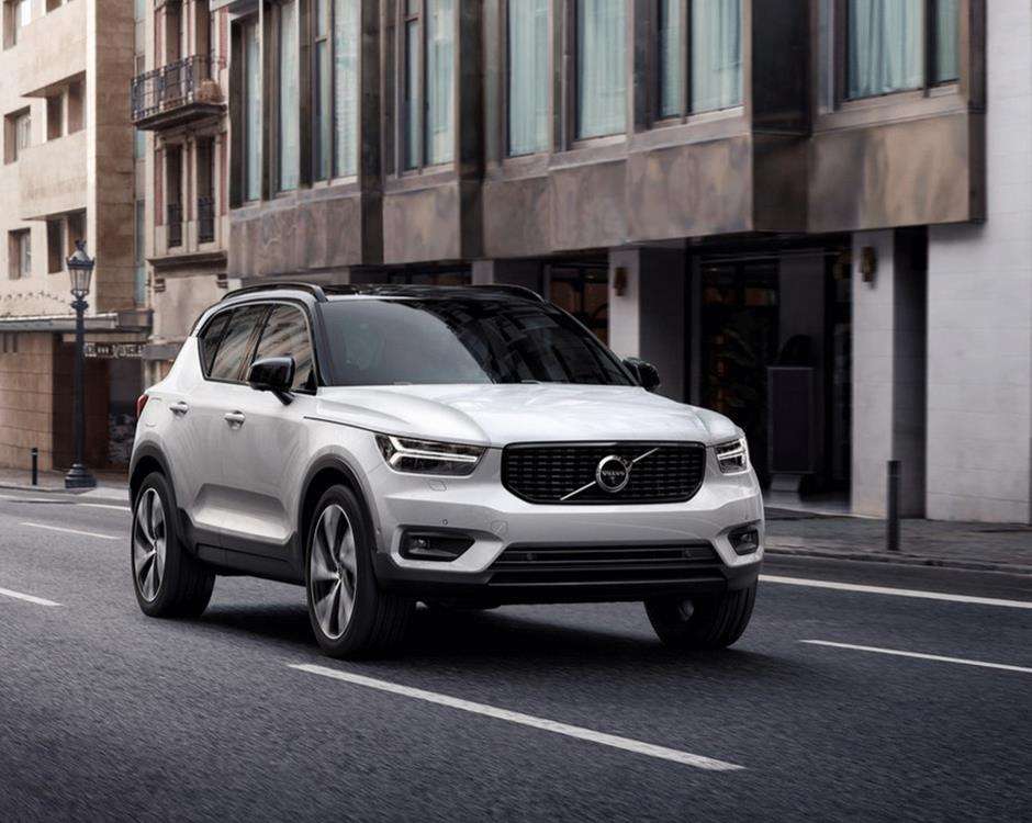 XC40 8